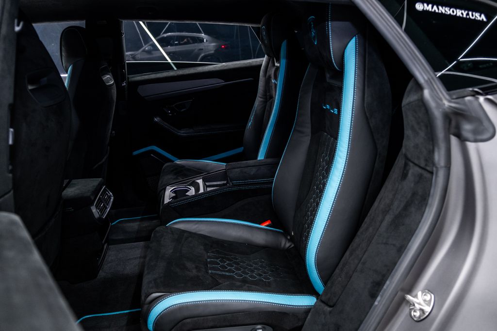 2023 Lamborghini Urus Performante AWD