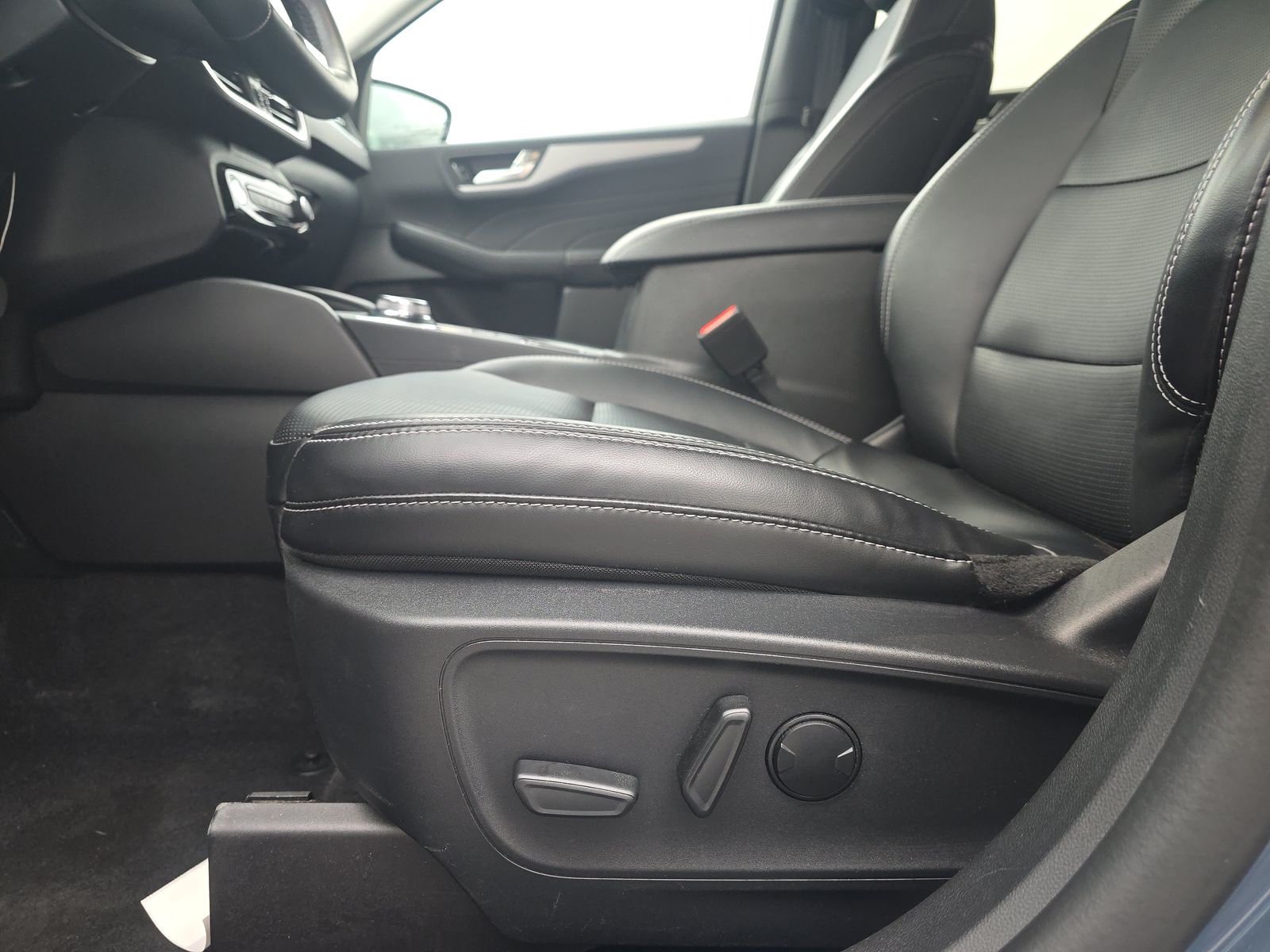 2025 Ford Escape Platinum AWD