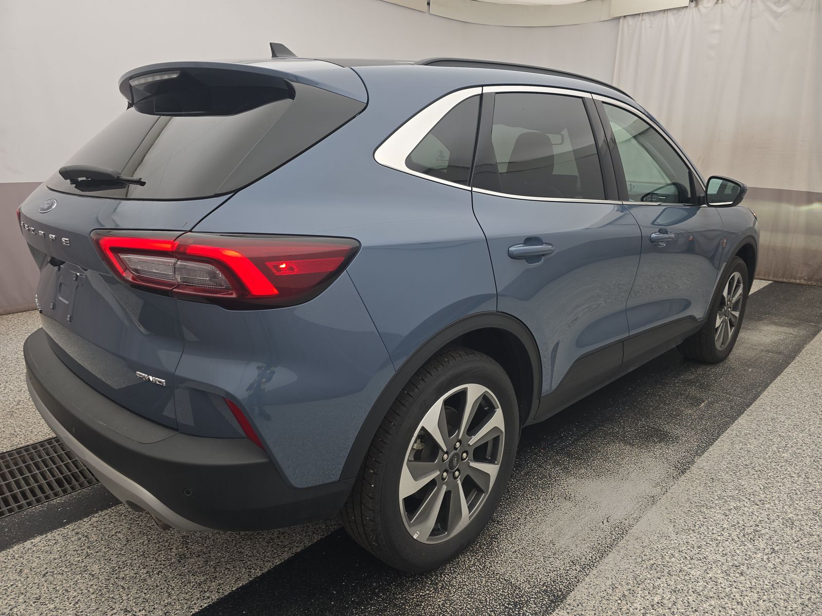 2025 Ford Escape Platinum AWD