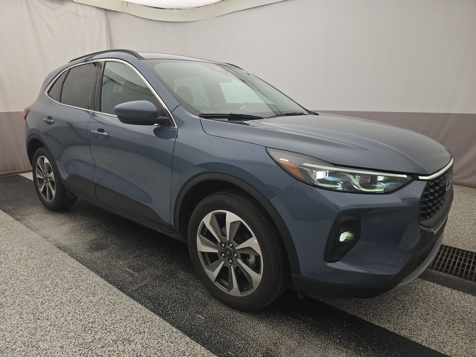 2025 Ford Escape Platinum AWD