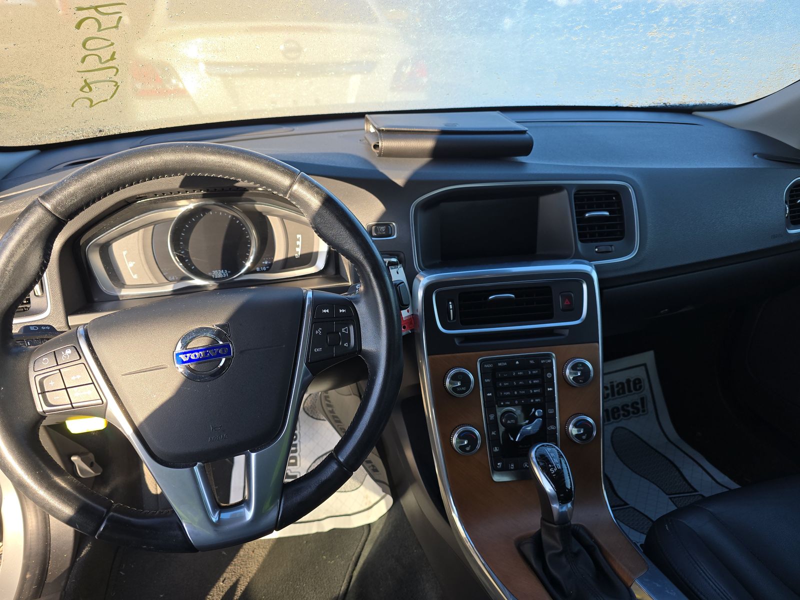2016 Volvo S60 T5 Inscription Platinum FWD