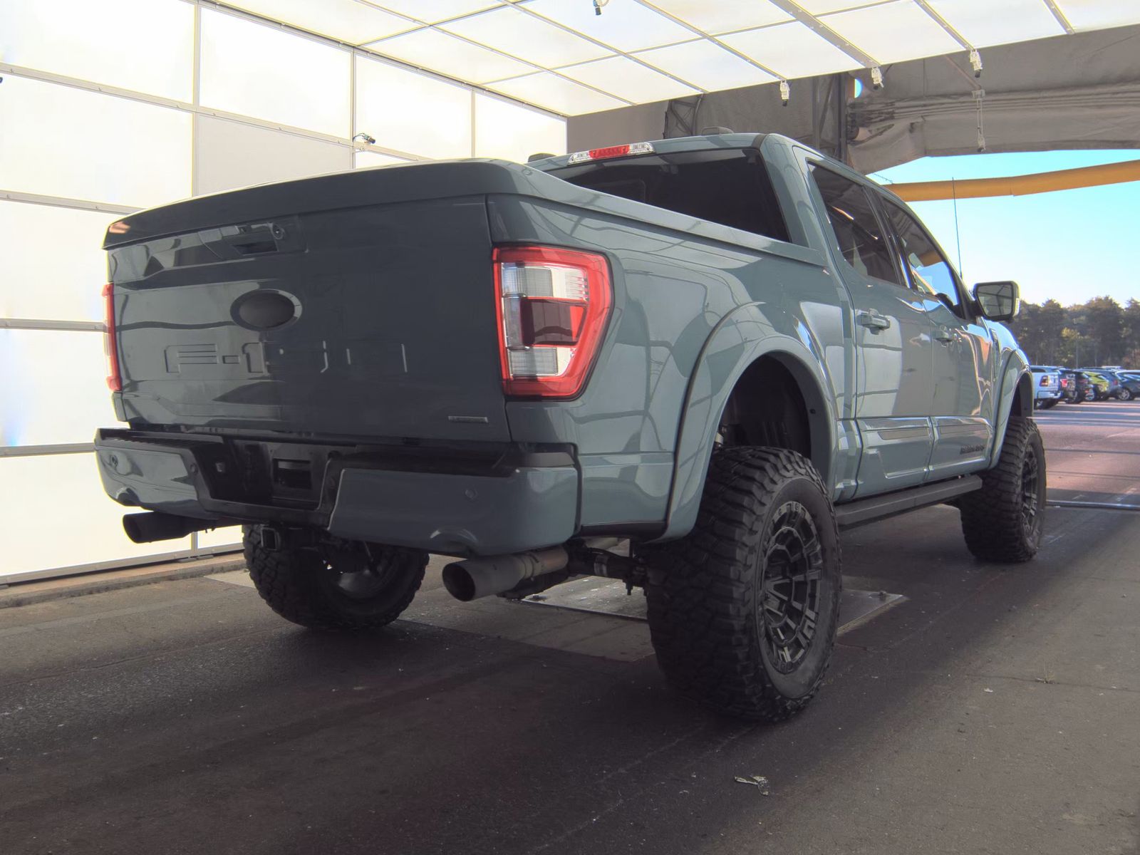 2023 Ford F-150 Lariat AWD