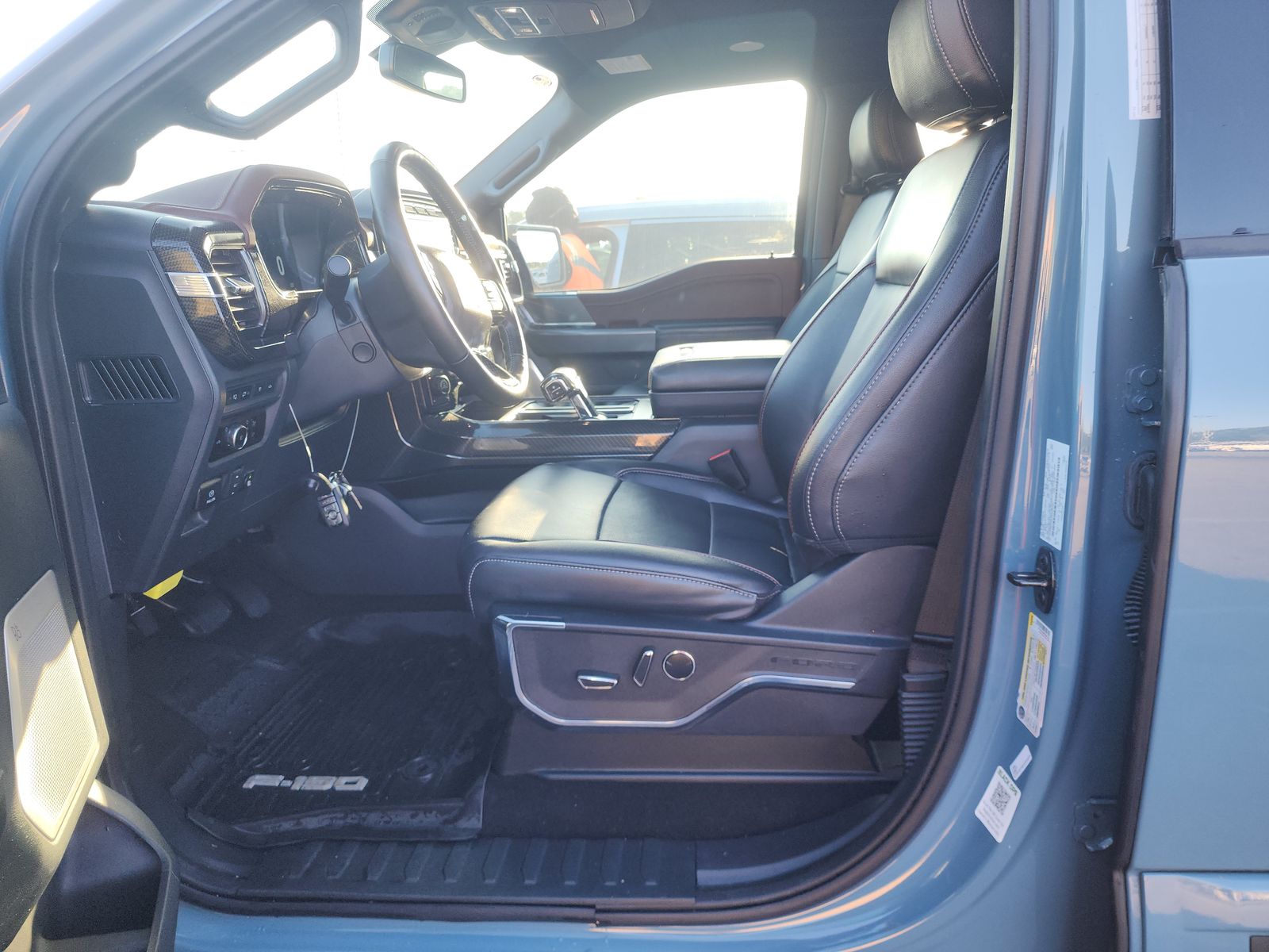 2023 Ford F-150 Lariat AWD