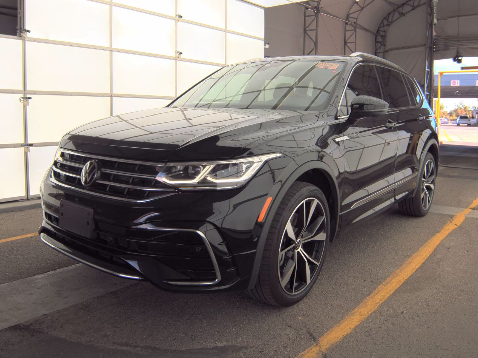 2022 Volkswagen Tiguan 2.0T SEL R-Line AWD