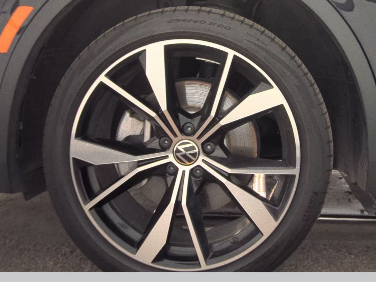 2022 Volkswagen Tiguan 2.0T SEL R-Line AWD