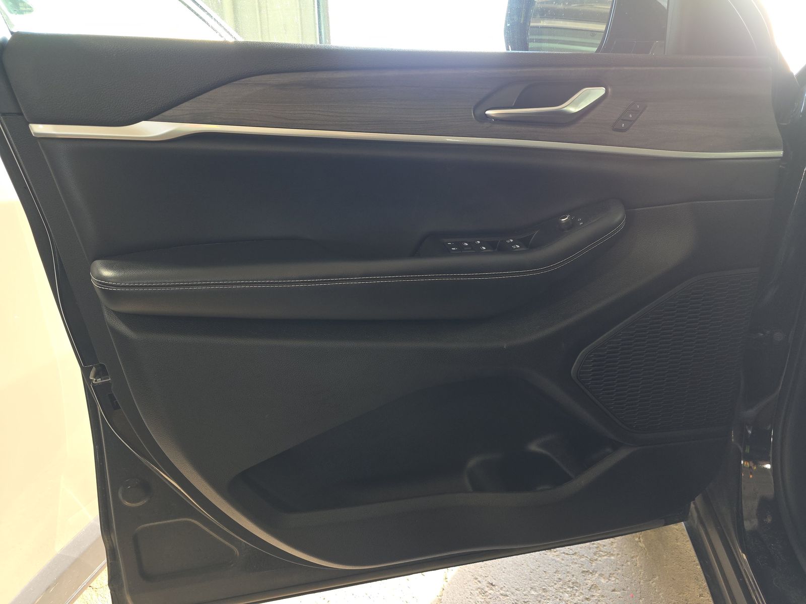 2023 Jeep Grand Cherokee Limited AWD