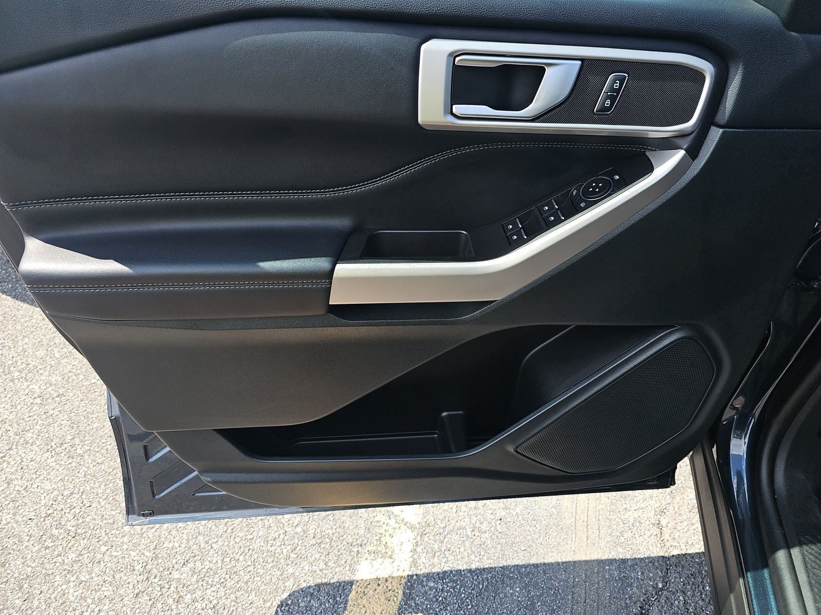 2024 Ford Explorer XLT AWD