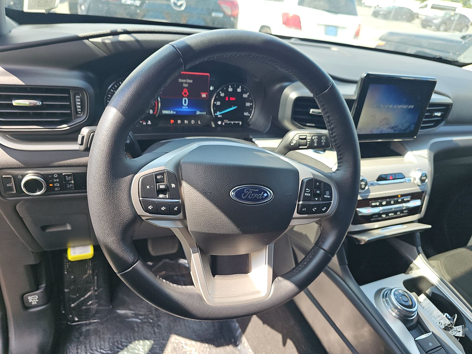 2024 Ford Explorer XLT AWD