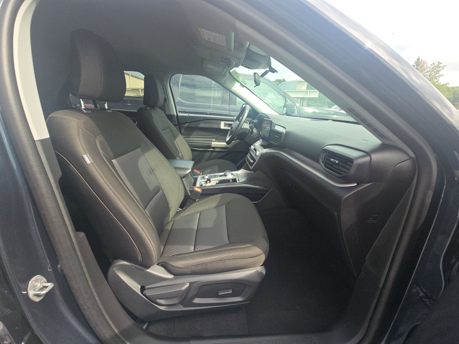 2024 Ford Explorer XLT AWD