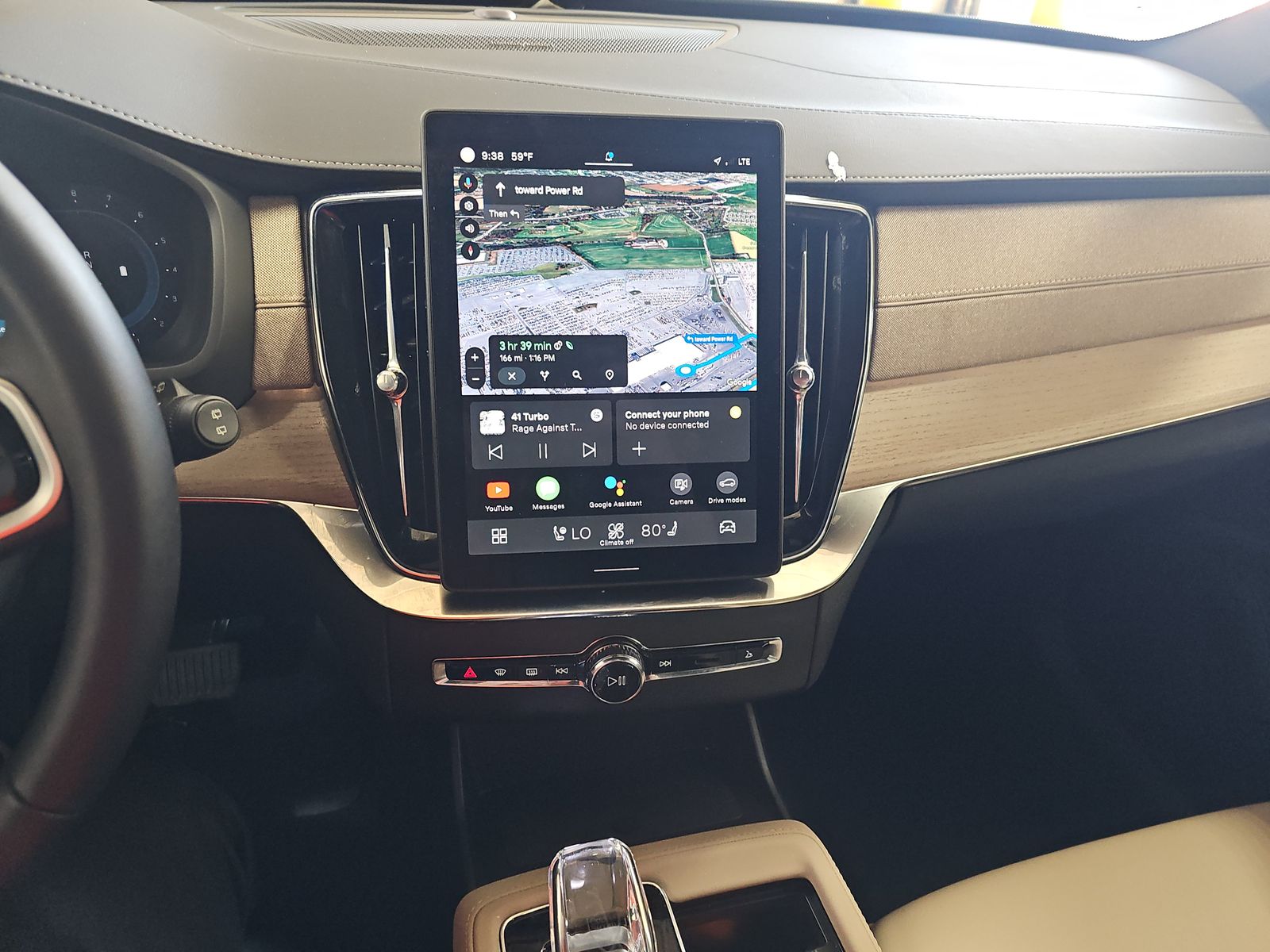 2025 Volvo XC90 B6 Plus AWD