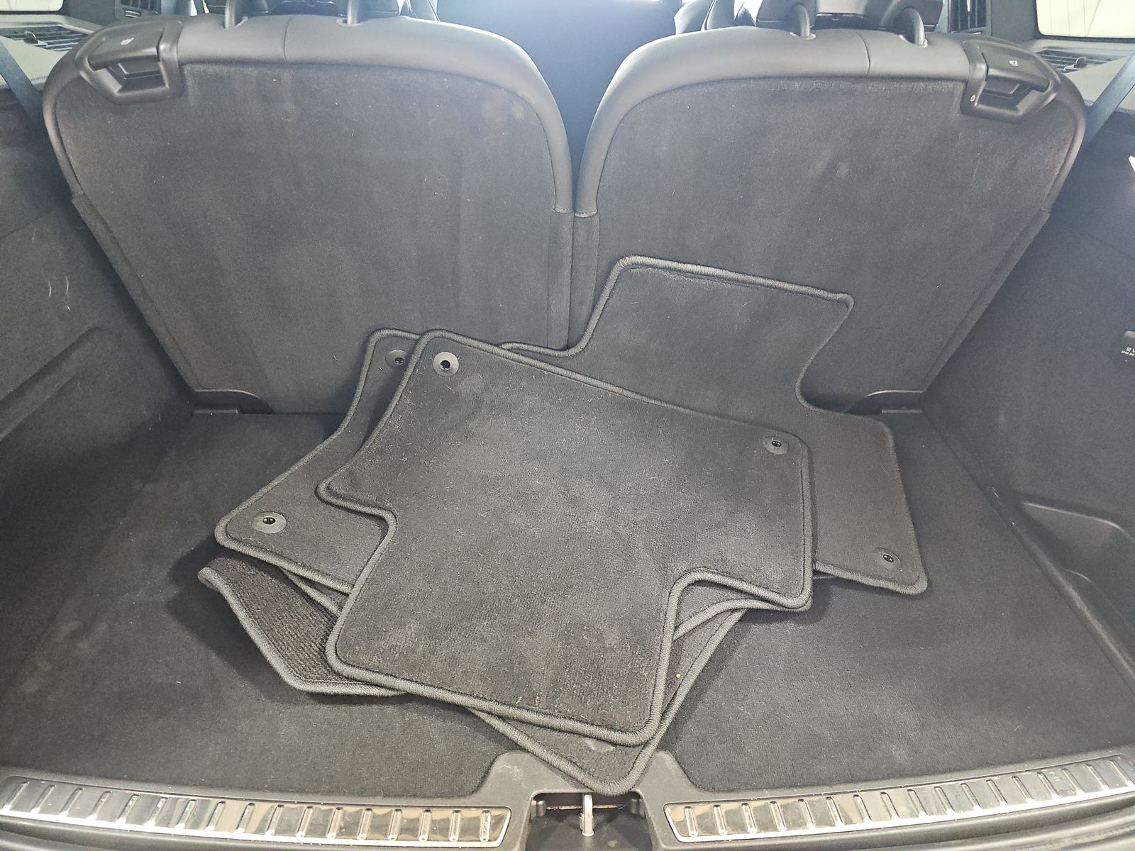 2025 Volvo XC90 B6 Plus AWD