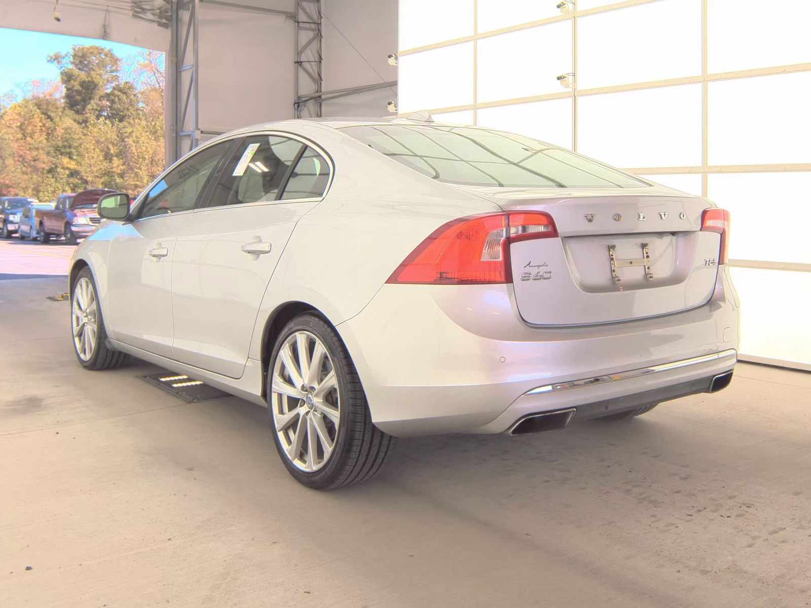 2016 Volvo S60 T5 Inscription Platinum FWD
