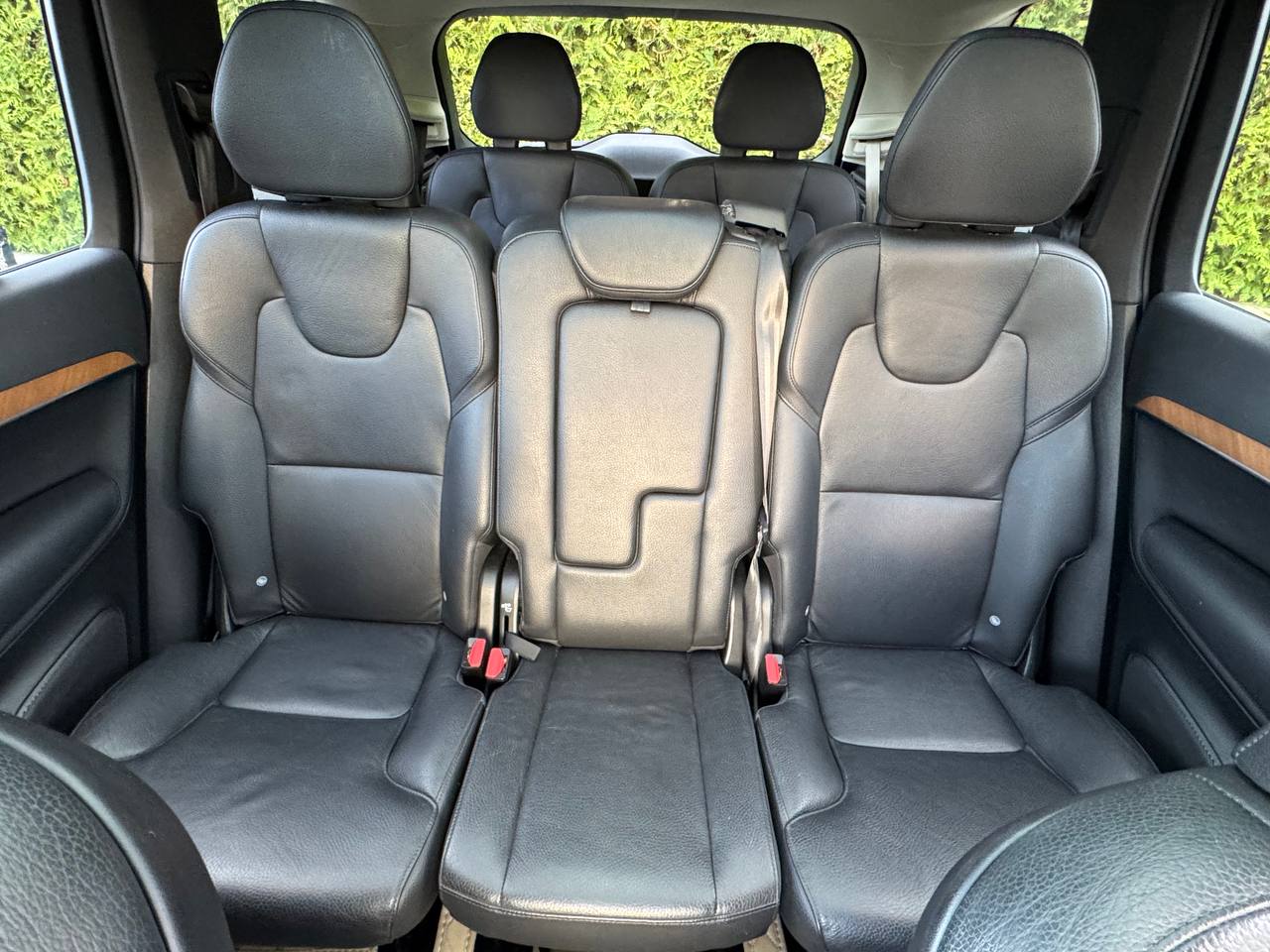 2022 Volvo XC90 T5 Momentum FWD