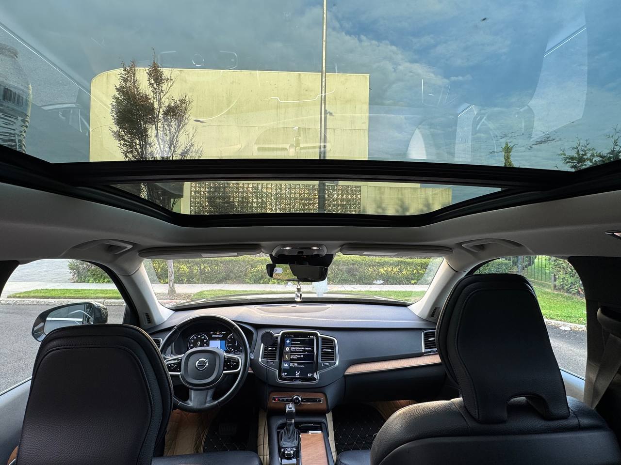 2022 Volvo XC90 T5 Momentum FWD