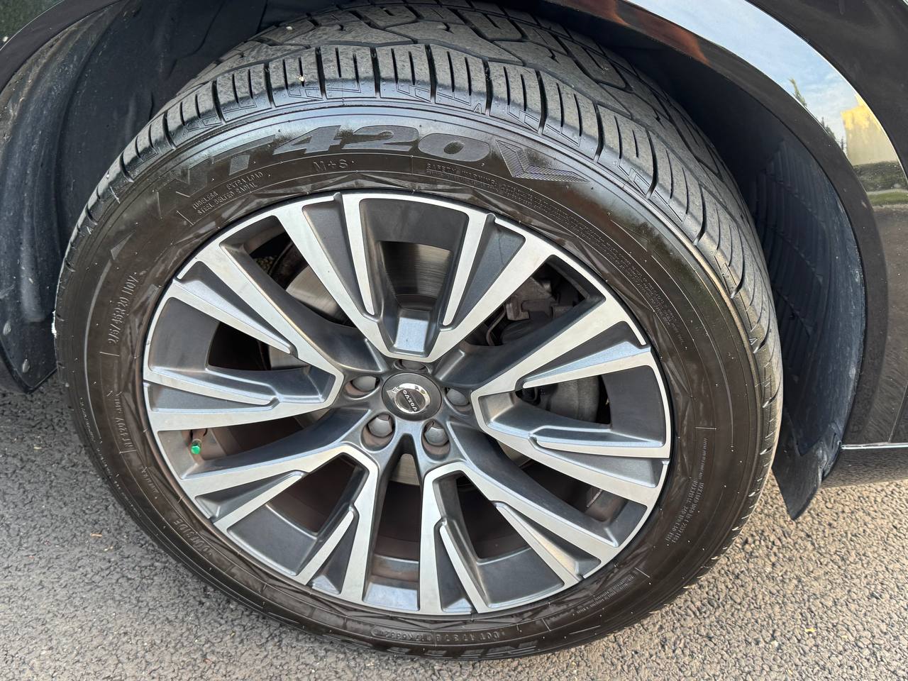 2022 Volvo XC90 T5 Momentum FWD