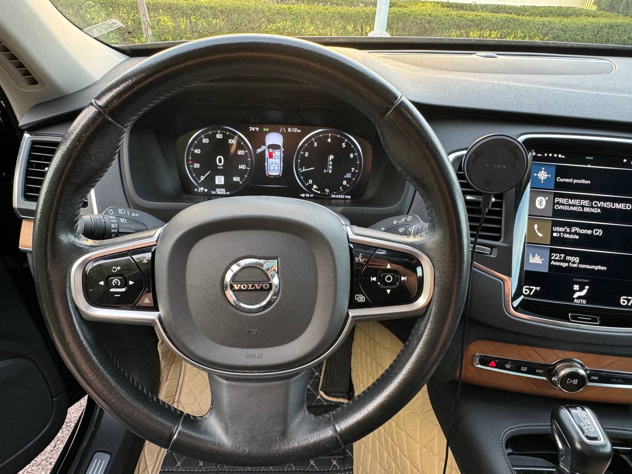 2022 Volvo XC90 T5 Momentum FWD