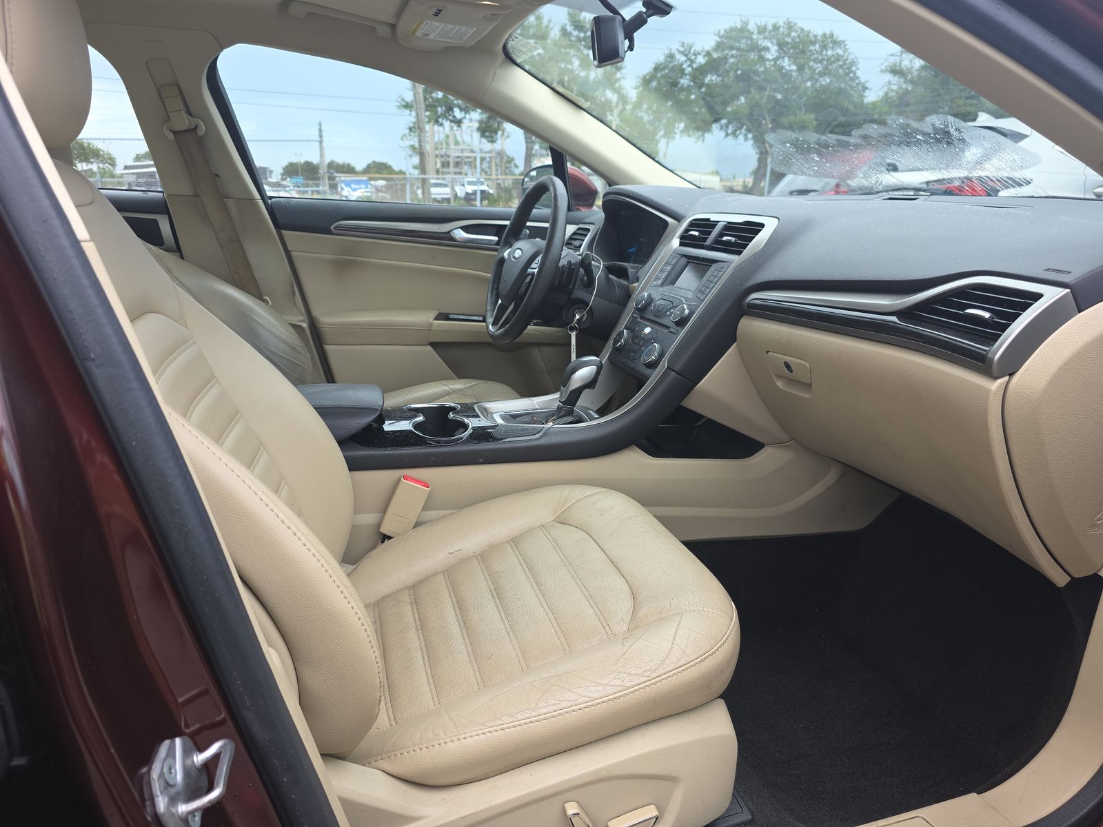 2015 Ford Fusion SE FWD