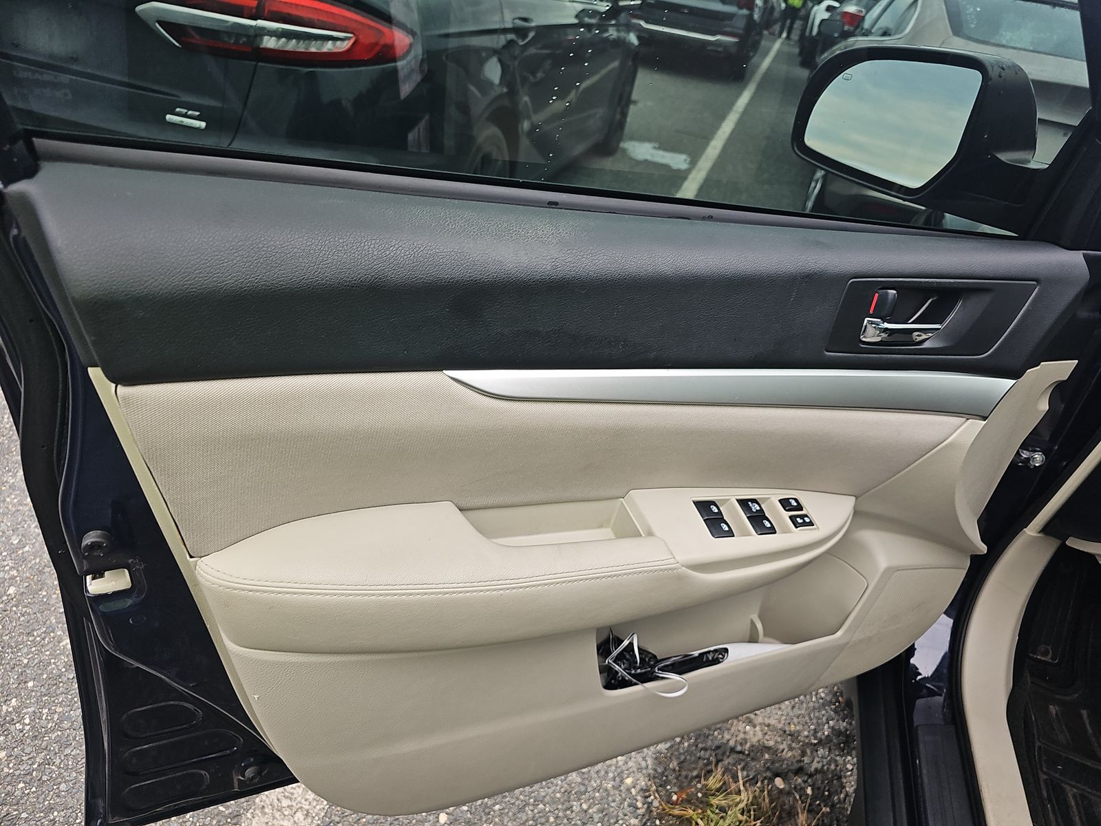 2013 Subaru Outback 2.5i Premium AWD