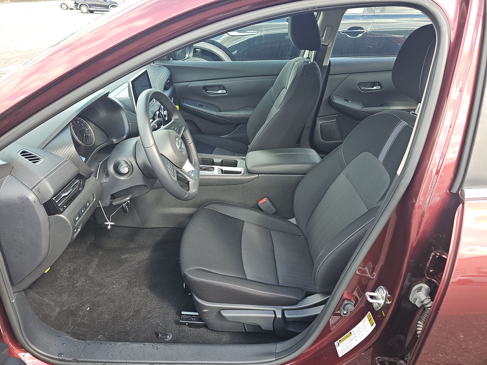 NISSAN SENTRA - 8