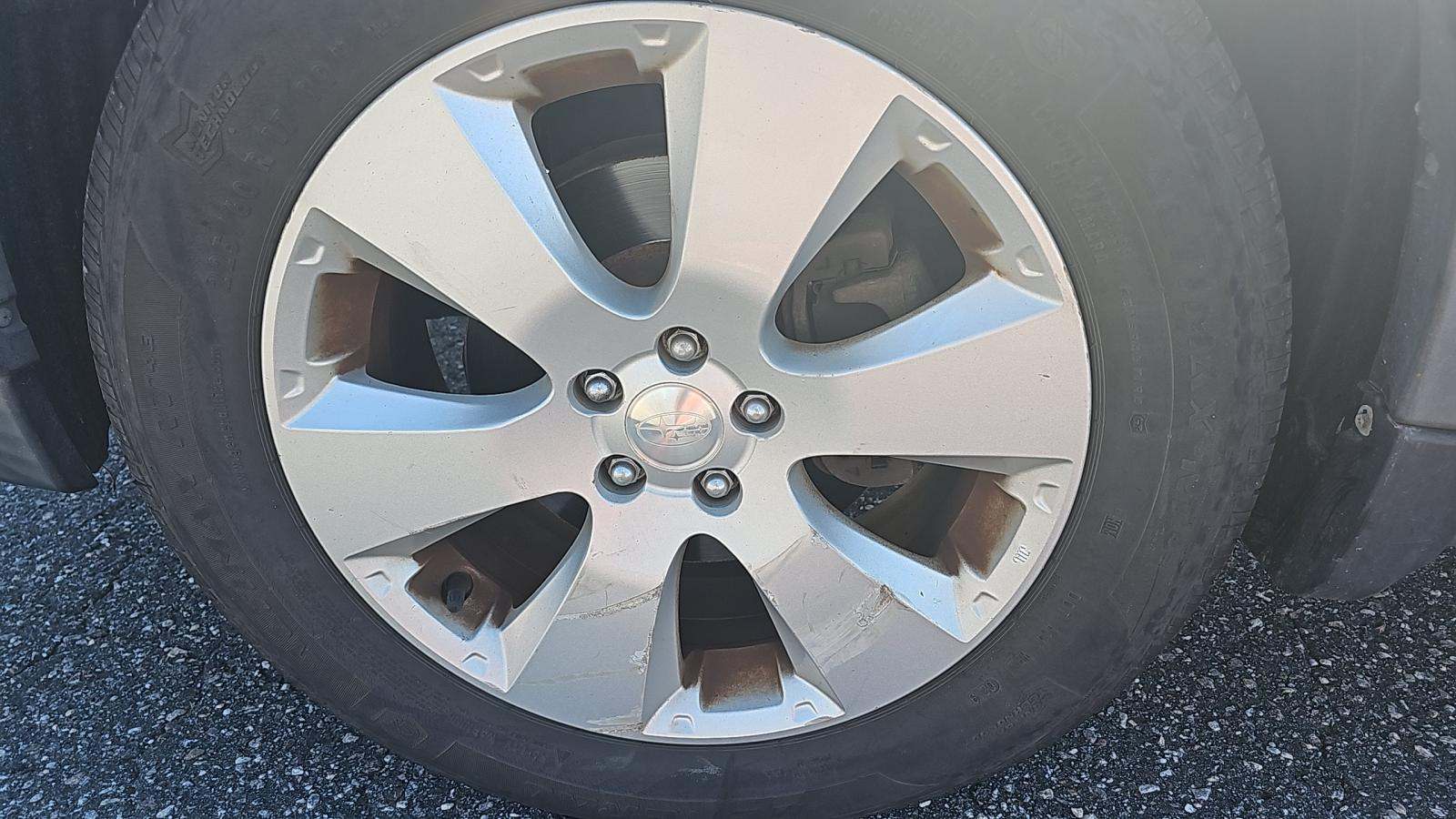 2012 Subaru Outback 2.5i Premium AWD