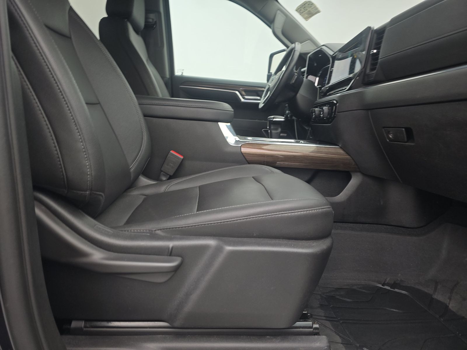 2022 Chevrolet Silverado 1500 RST AWD