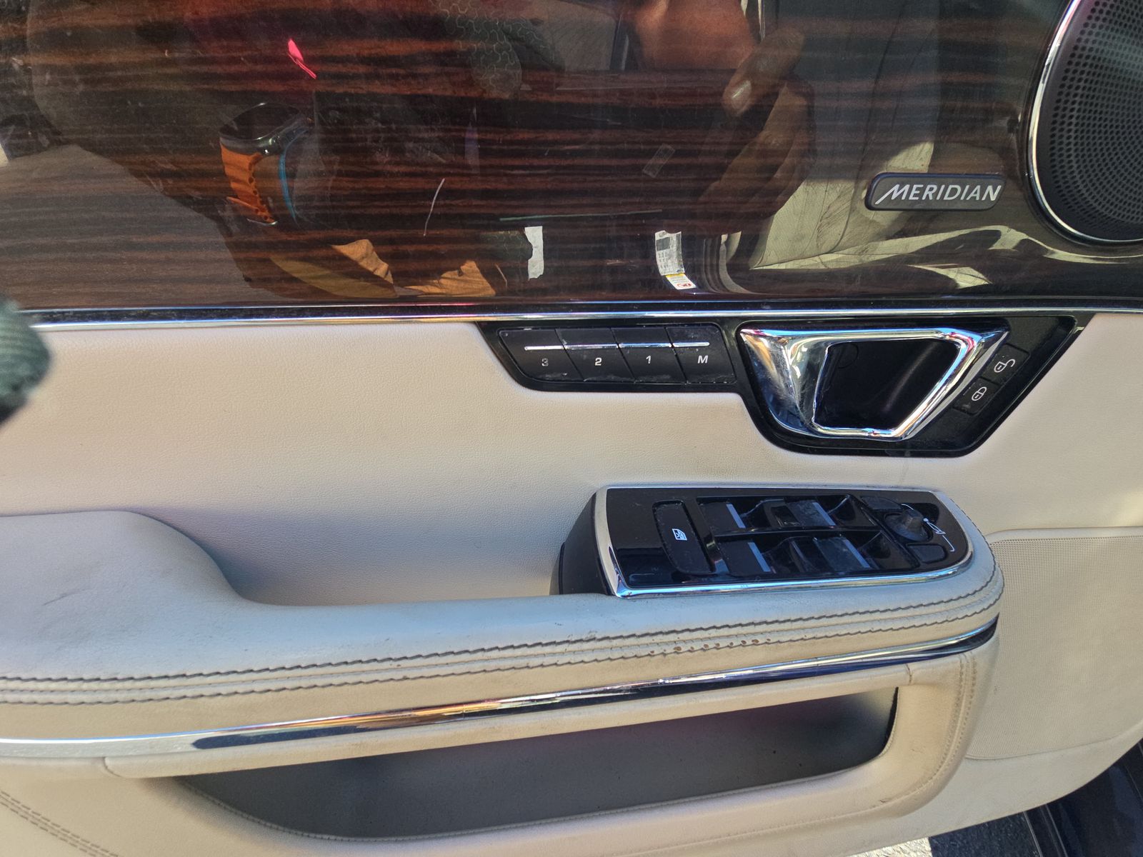 2015 Jaguar XJ Base FWD