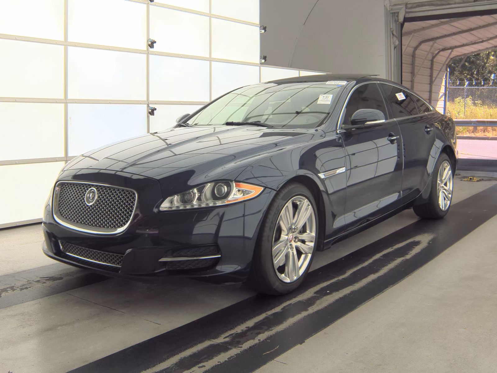 2015 Jaguar XJ Base FWD