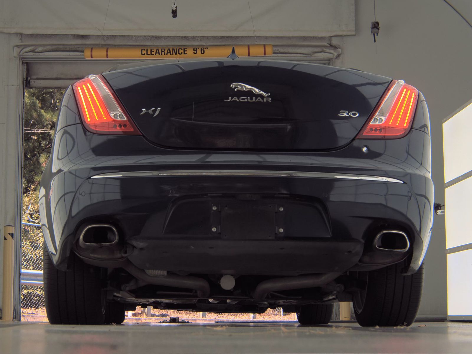 2015 Jaguar XJ Base FWD