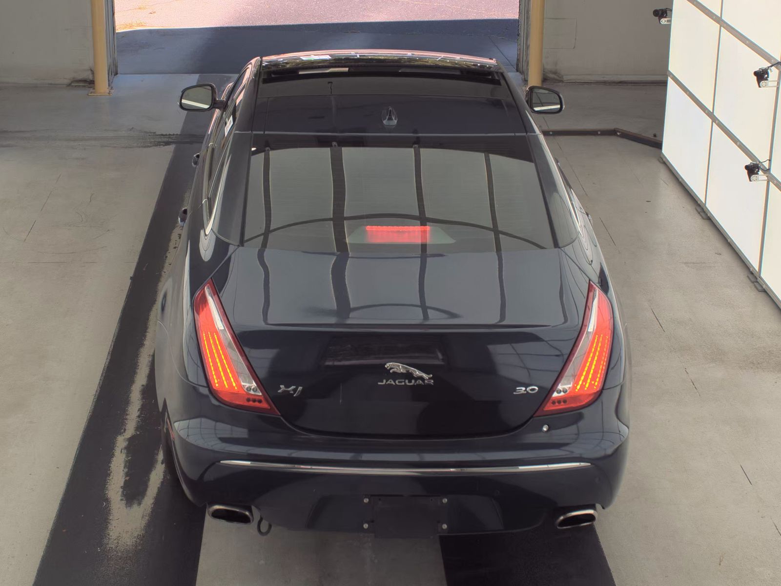 2015 Jaguar XJ Base FWD