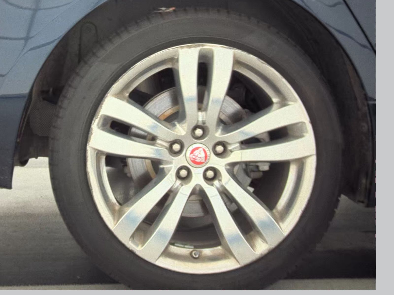 2015 Jaguar XJ Base FWD