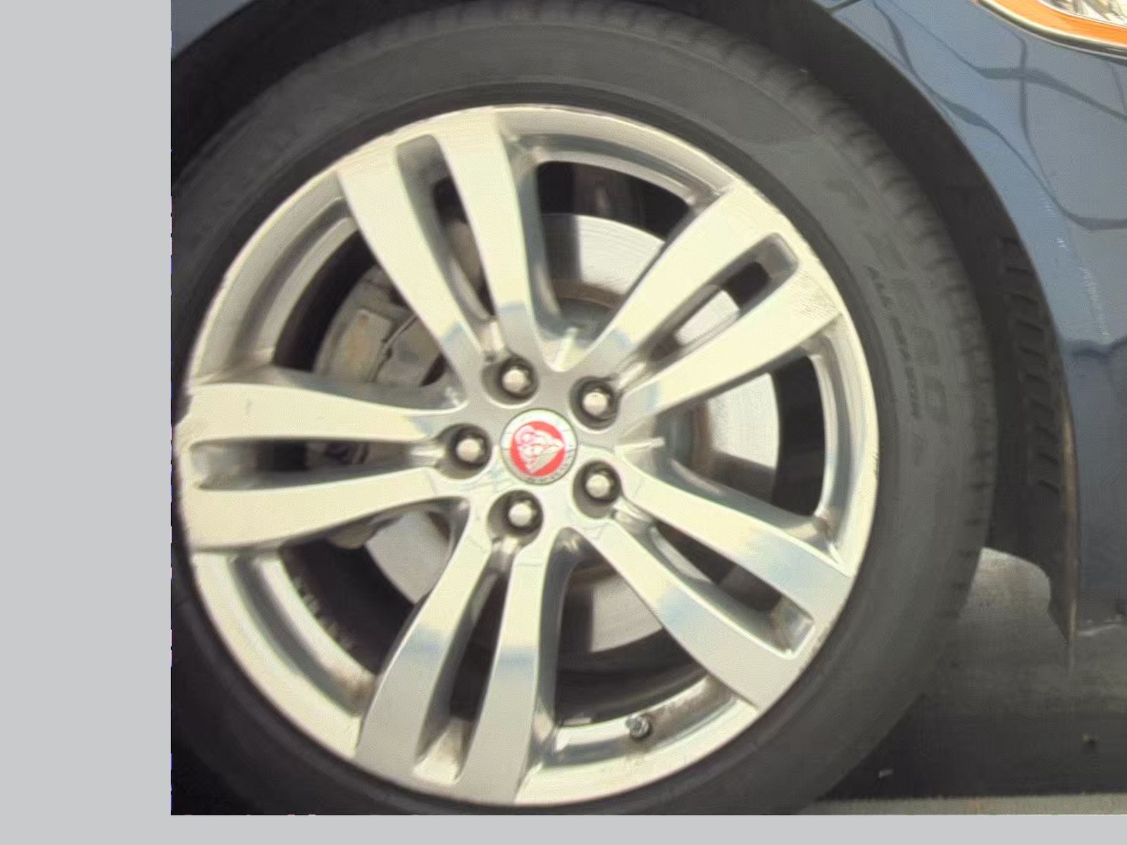 2015 Jaguar XJ Base FWD