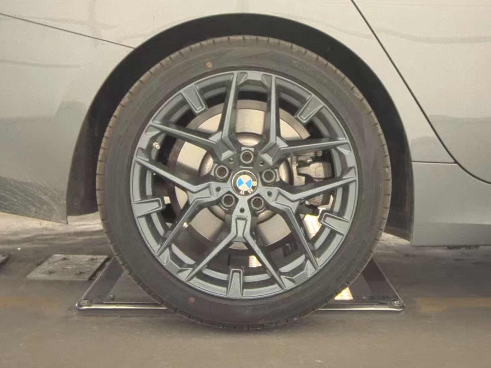 2025 BMW 3 Series 330i RWD