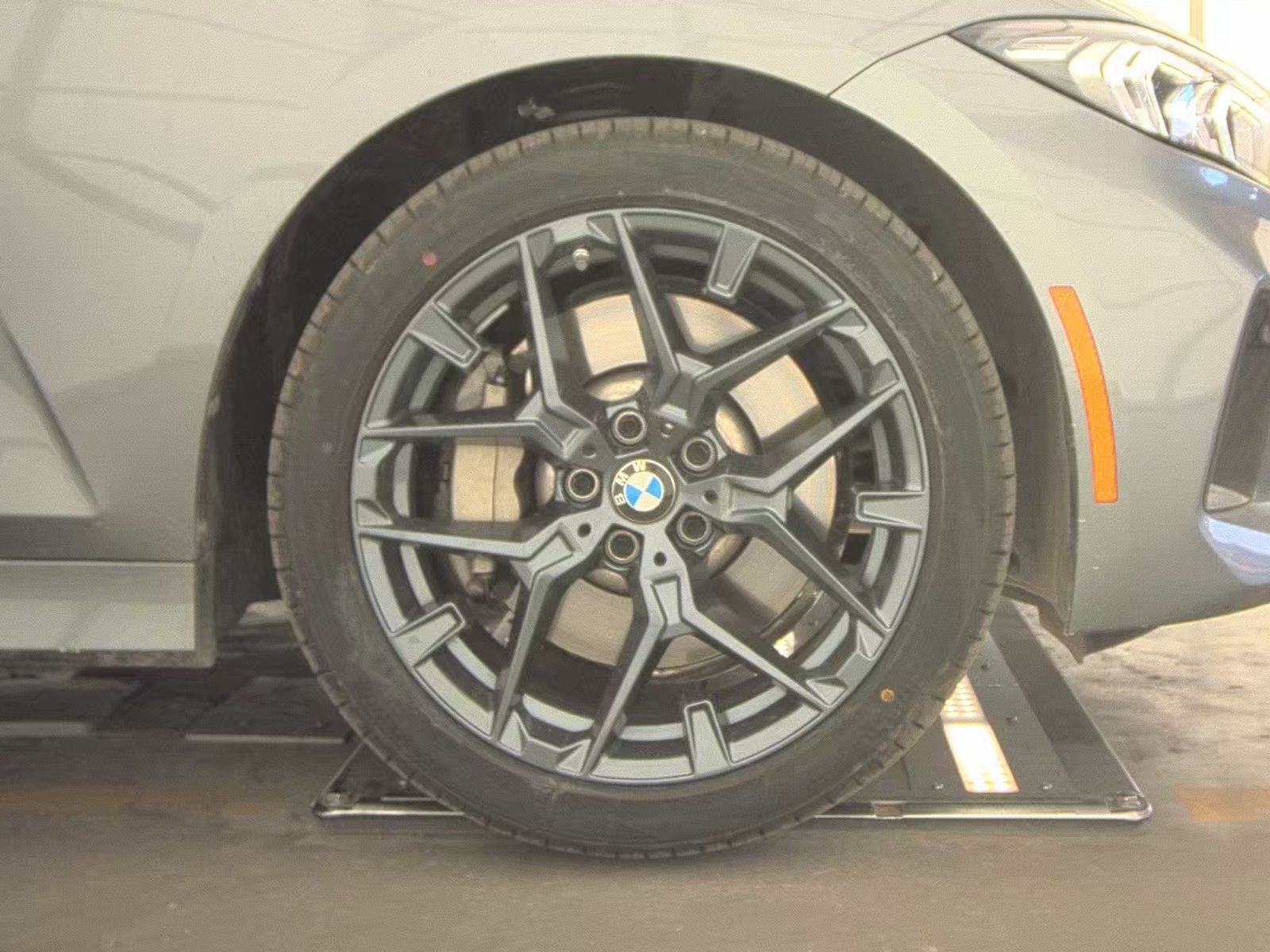 2025 BMW 3 Series 330i RWD