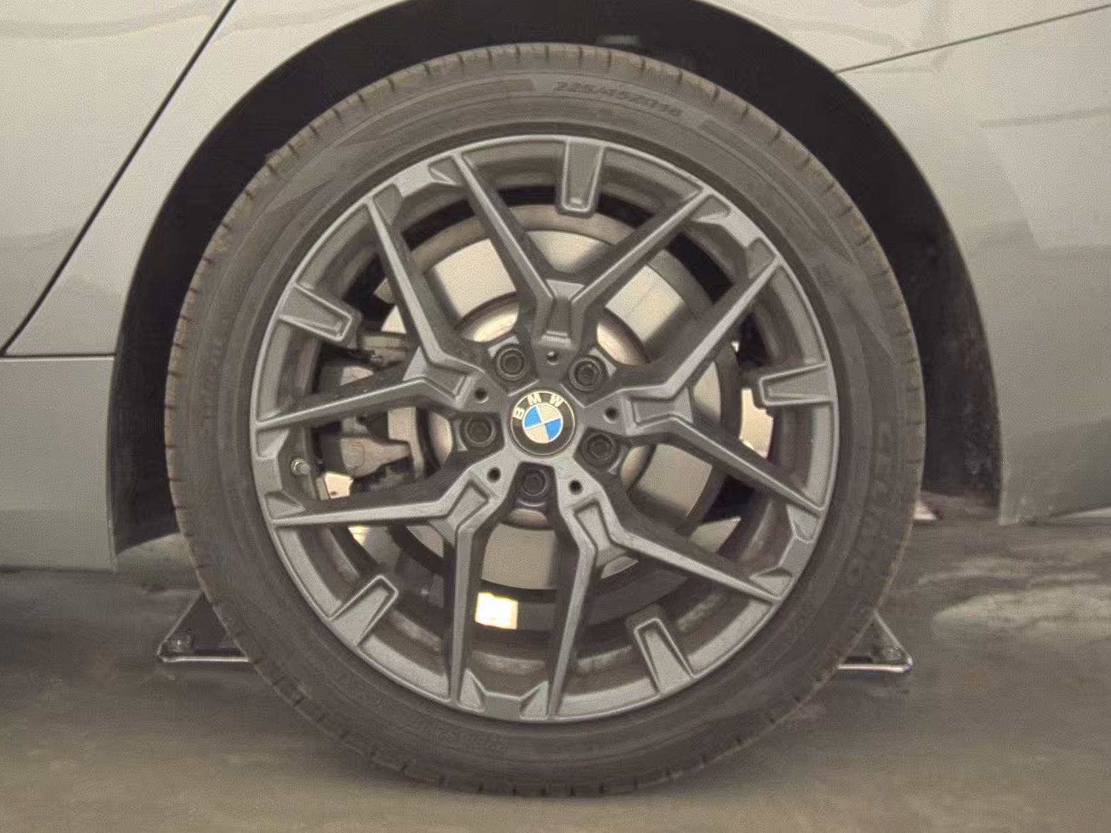 2025 BMW 3 Series 330i RWD