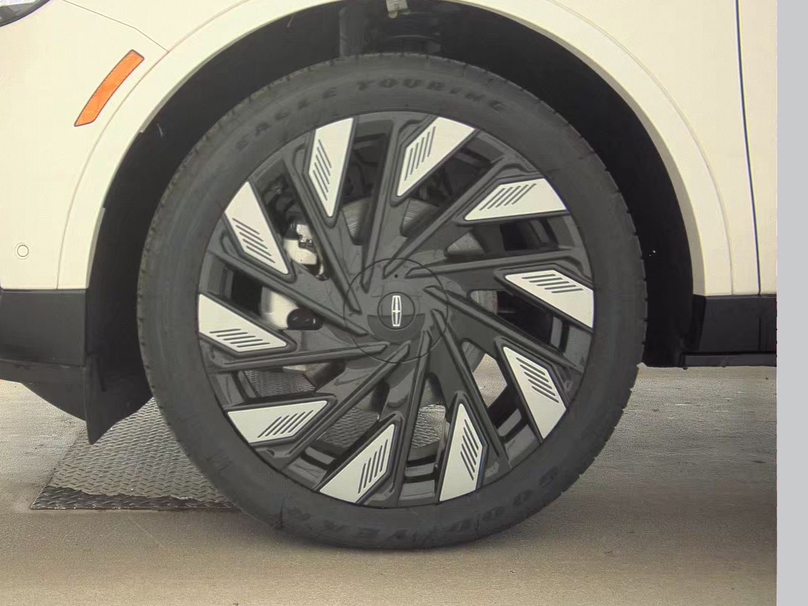 2024 Lincoln Nautilus Reserve AWD