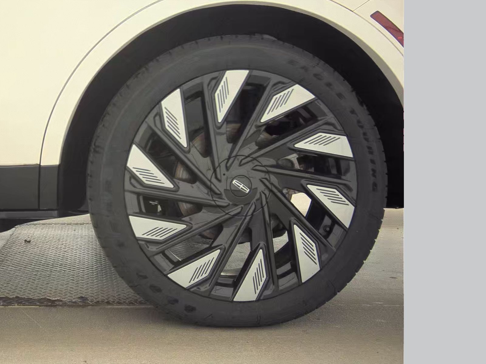 2024 Lincoln Nautilus Reserve AWD