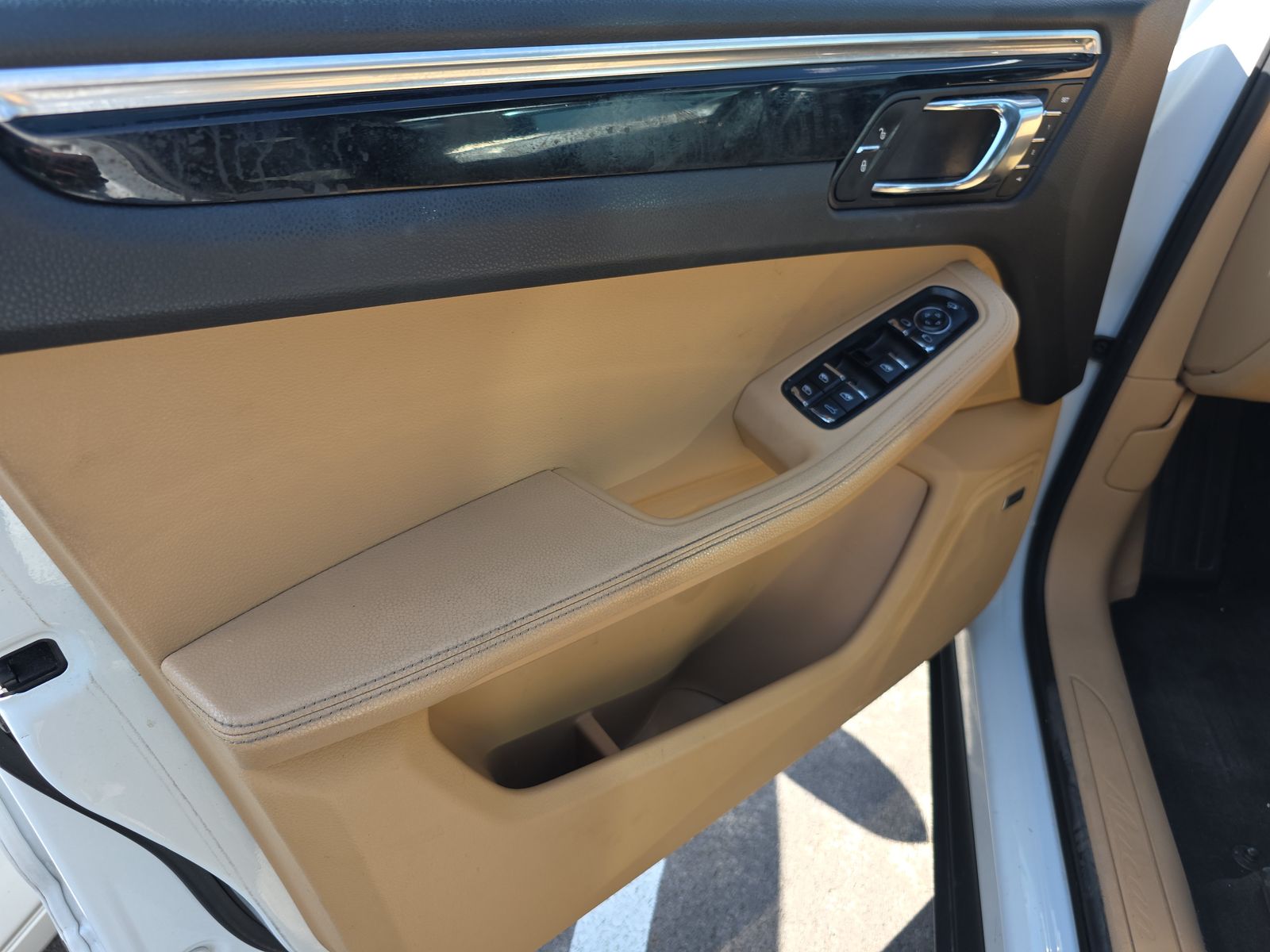 2017 Porsche Macan Base AWD