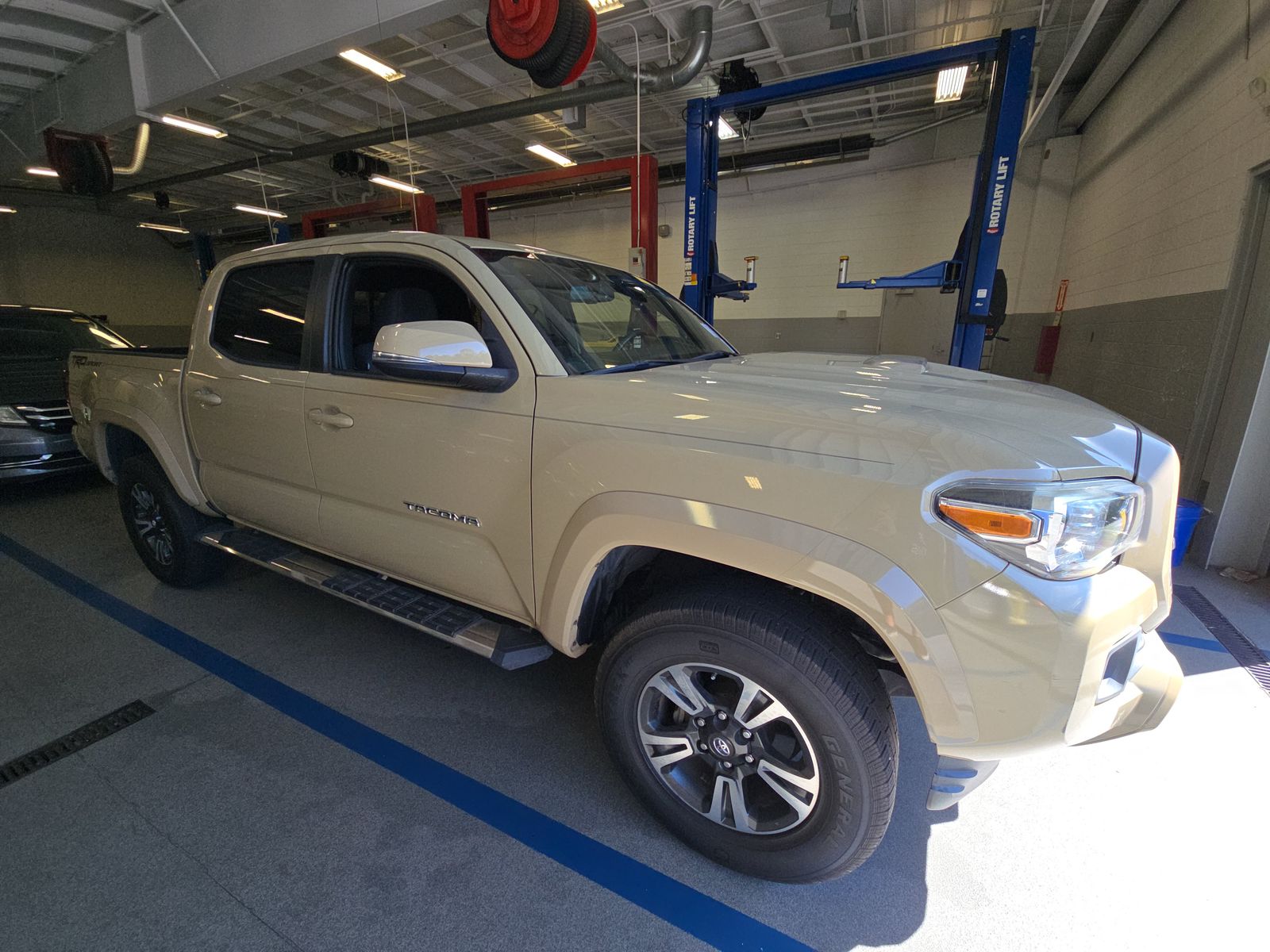 2017 Toyota Tacoma TRD Sport RWD