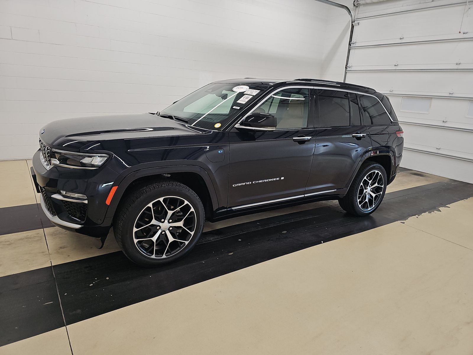 2024 Jeep Grand Cherokee 4xe Summit Reserve AWD