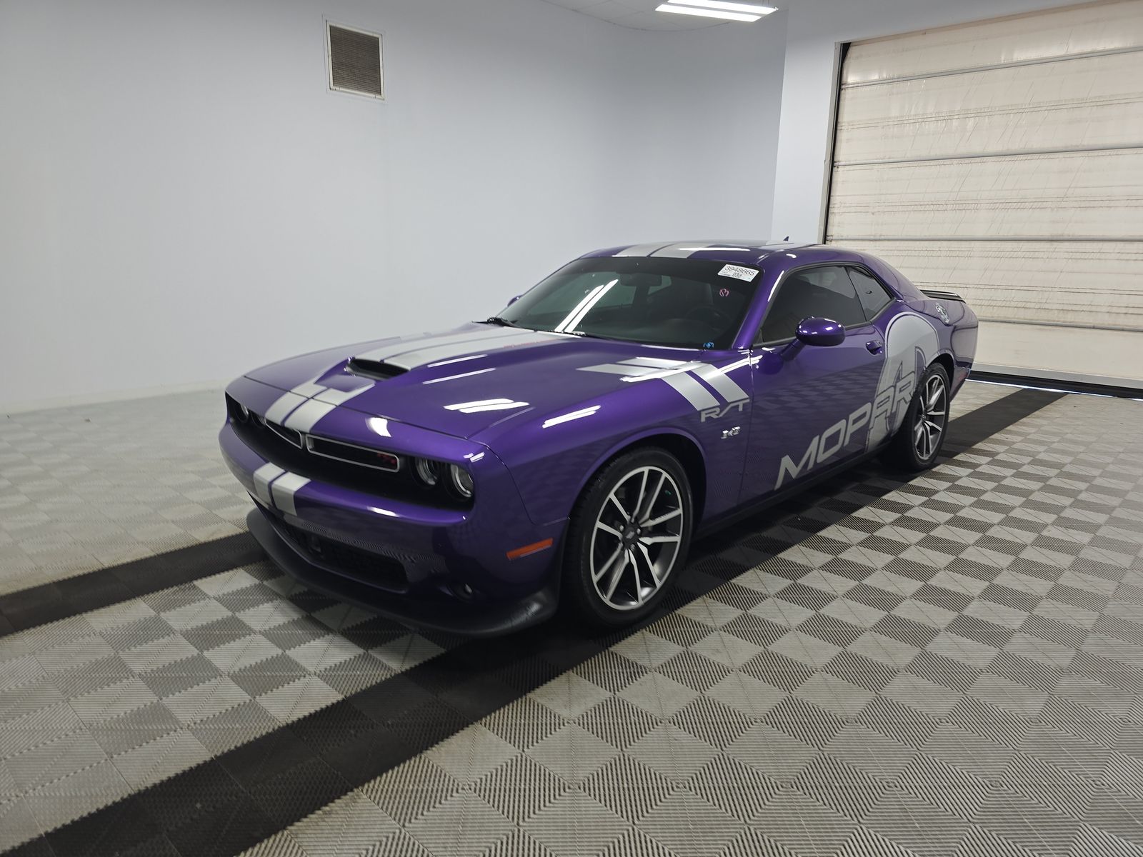 2023 Dodge Challenger R/T RWD