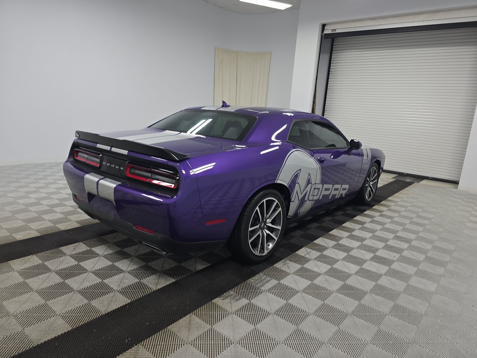 2023 Dodge Challenger R/T RWD