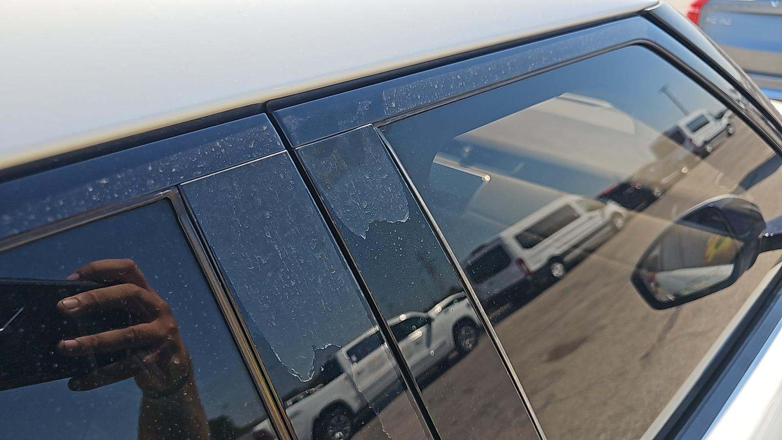 2020 Land Rover Range Rover Evoque SE AWD