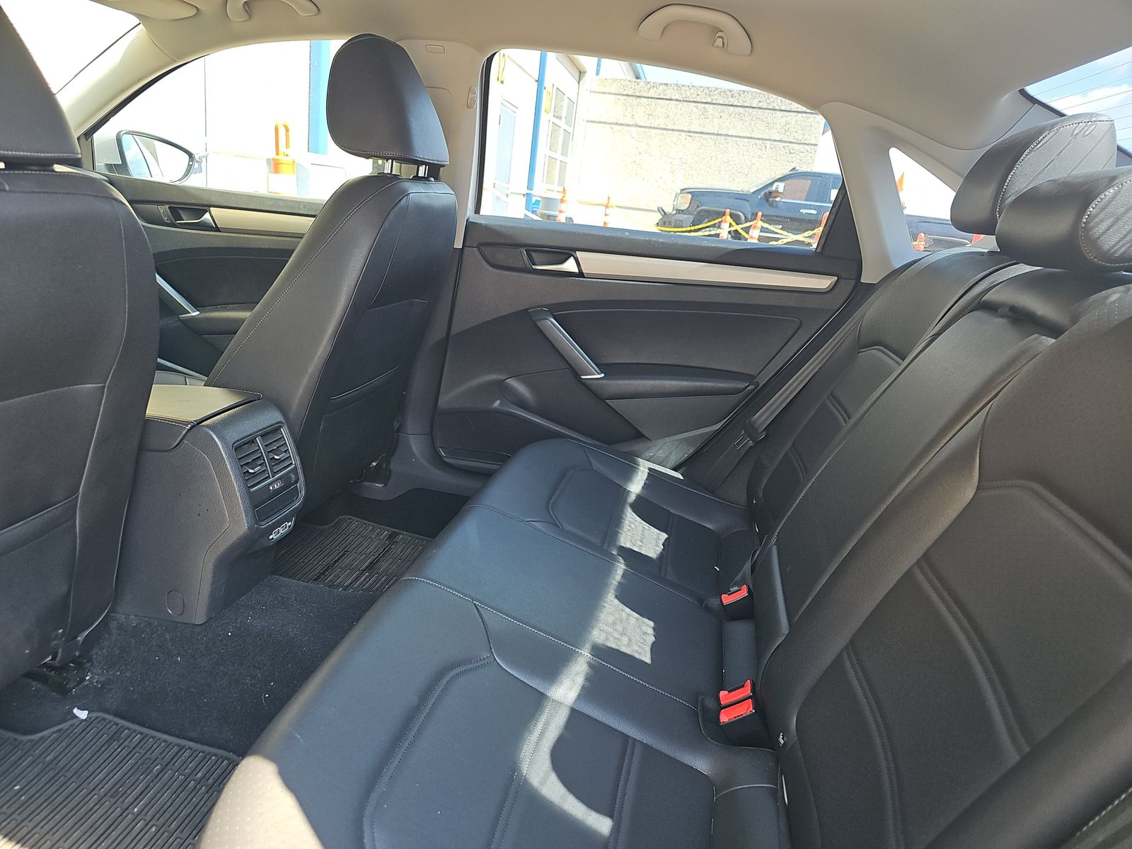 2020 Volkswagen Passat 2.0T SE FWD