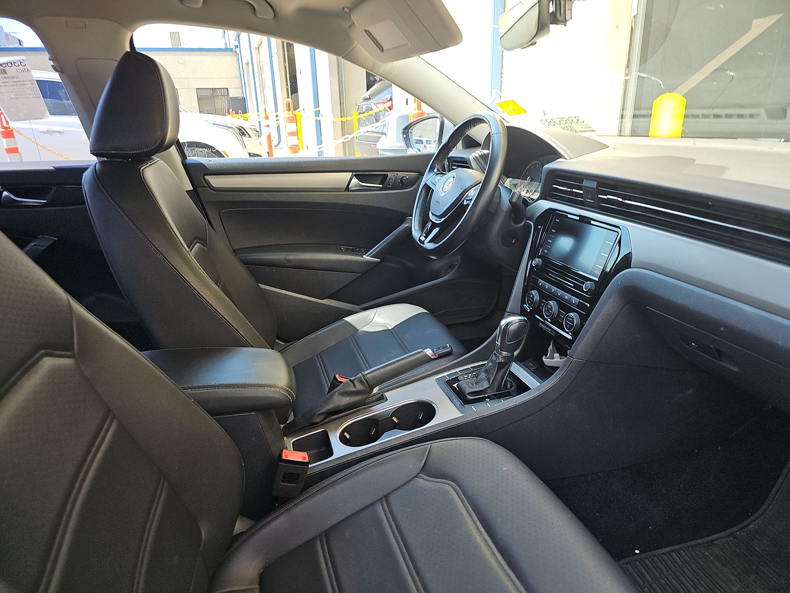 2020 Volkswagen Passat 2.0T SE FWD