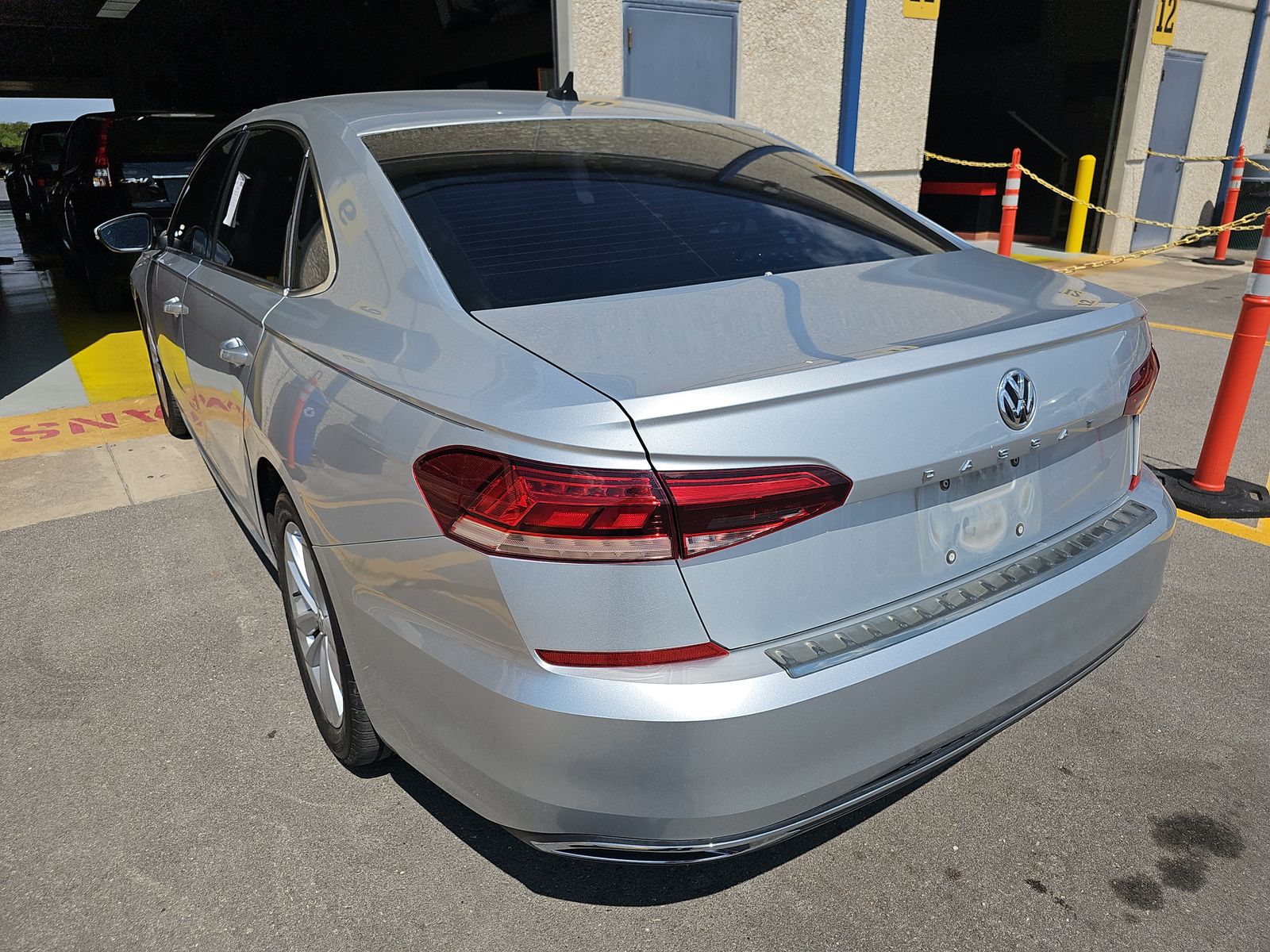 2020 Volkswagen Passat 2.0T SE FWD