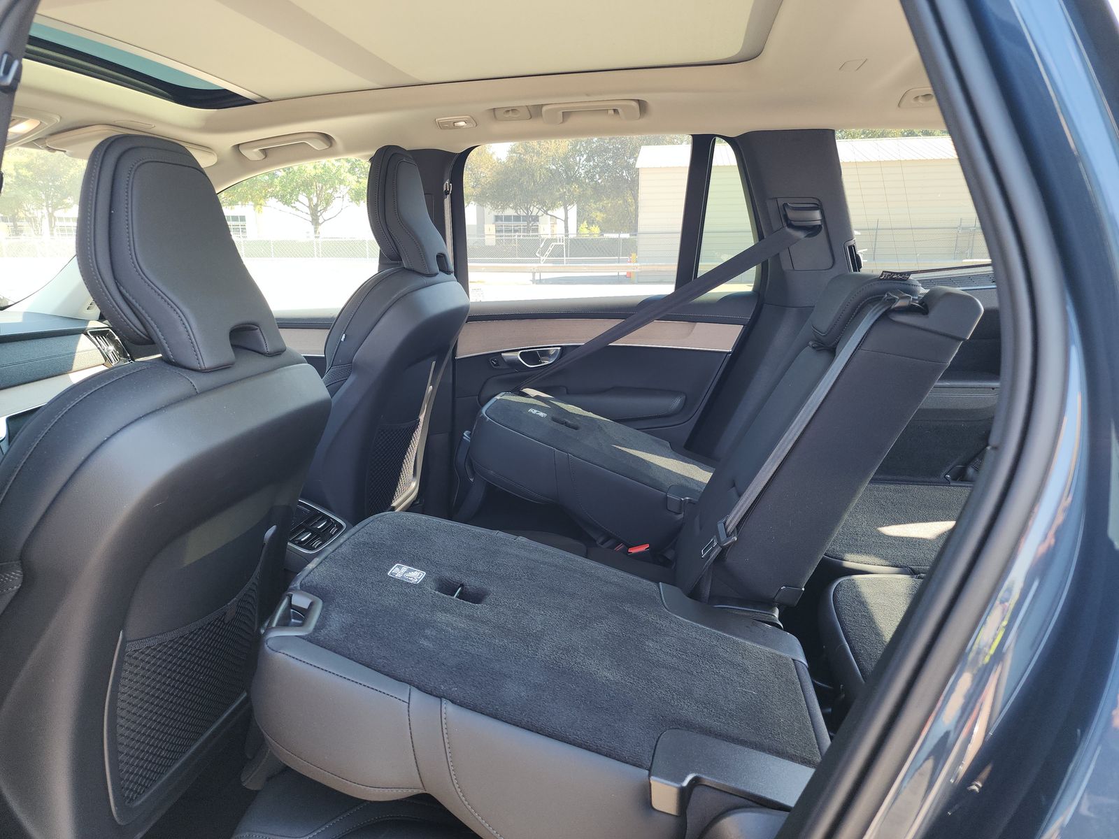 2025 Volvo XC90 B6 Plus AWD