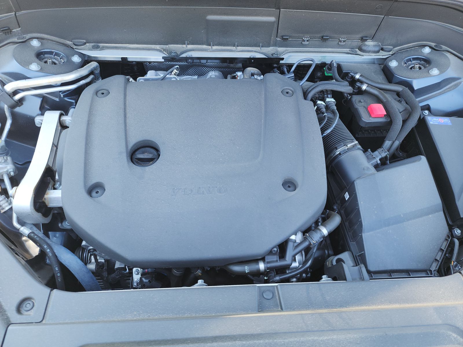 2025 Volvo XC90 B6 Plus AWD