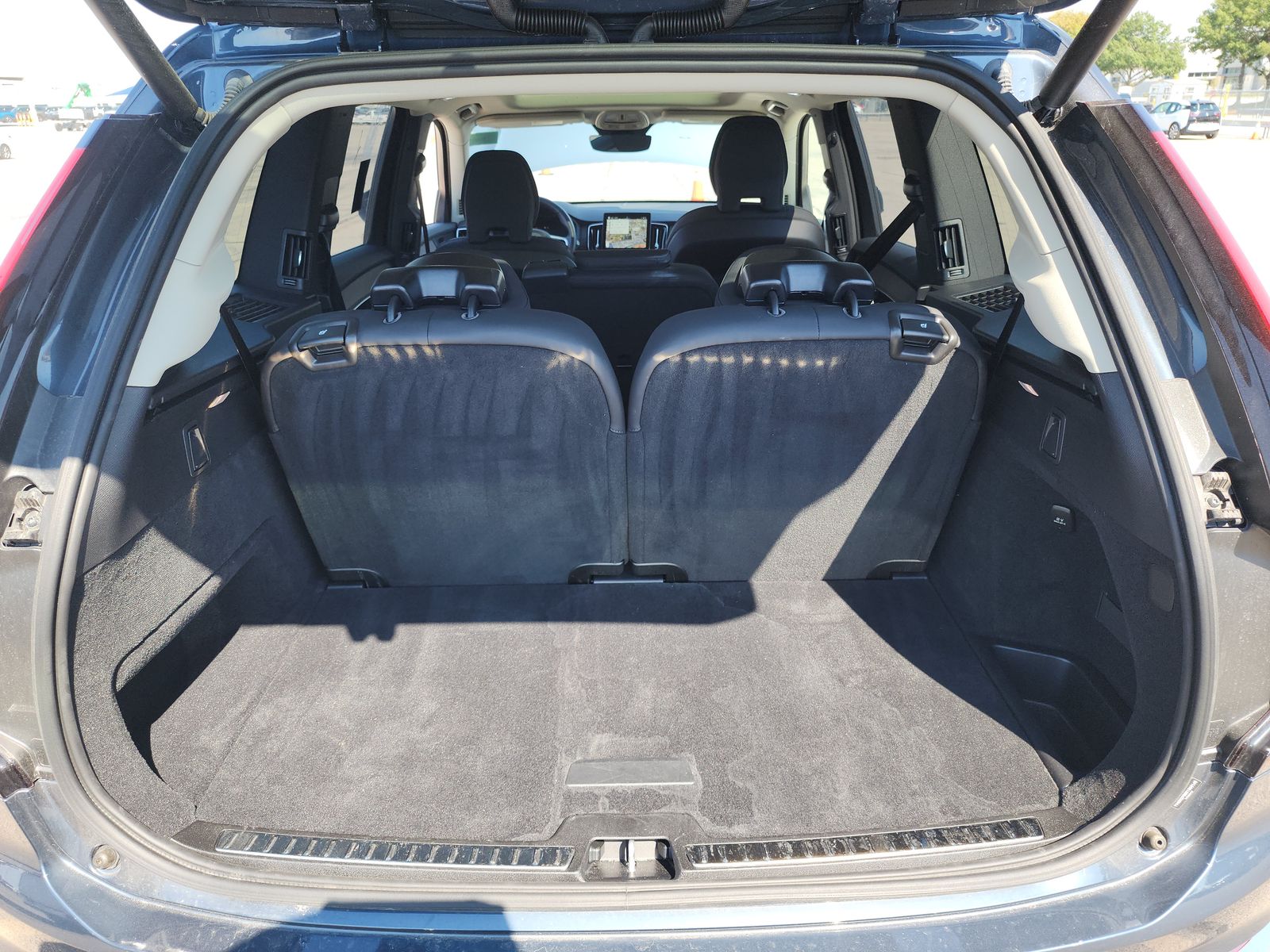 2025 Volvo XC90 B6 Plus AWD