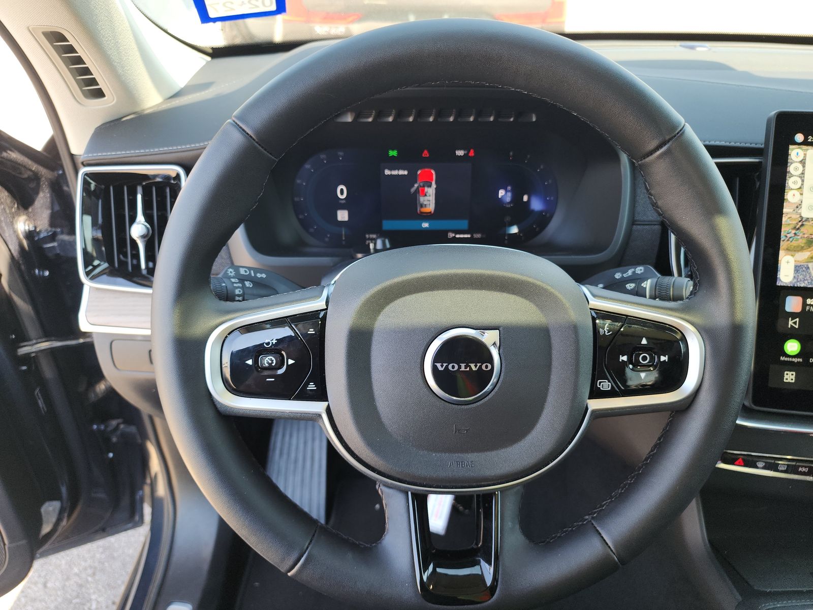 2025 Volvo XC90 B6 Plus AWD