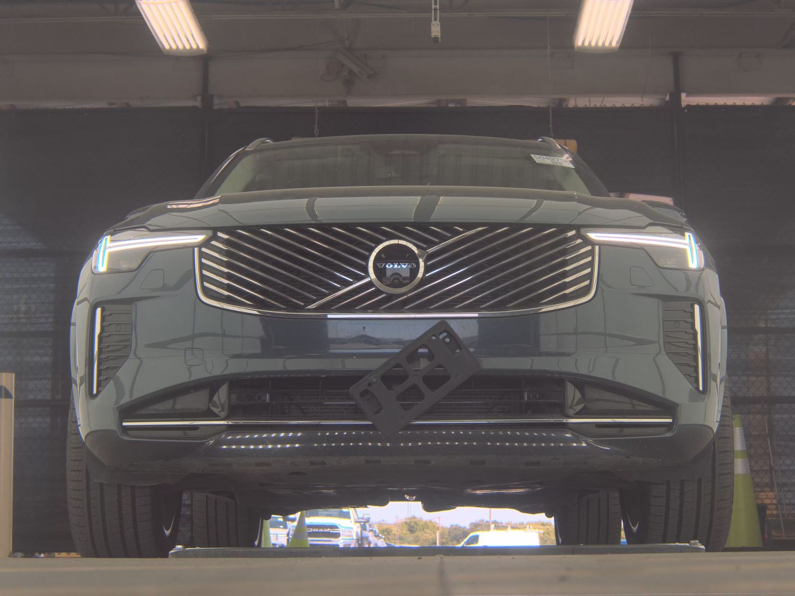 2025 Volvo XC90 B6 Plus AWD